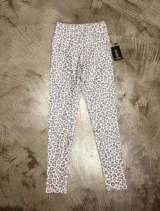 Lahana Active Womens Emari 7/8 Leopard Print Leggings Small NWT 73% Polyester 27 - Picture 1 of 5