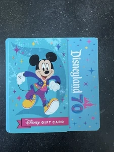 Disney Parks 2025 Disneyland 70° Anniversario Topolino Gift Card -No Money on Card - Foto 1 di 1