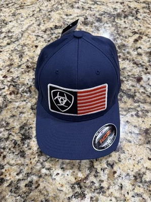 ARIAT 男式海军 Flexfit 美国盾牌标志帽新品 — 第 1/4 张图片