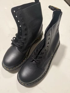 Dr. Martens 1460 pascal Virginia Leather Boots - Picture 1 of 4