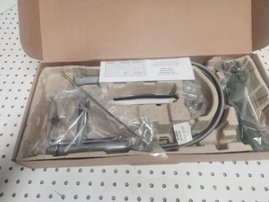 Grifo de lavabo de baño Moen WS84760 Genta de una manija en cromo - Imagen 1 de 9