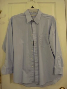 Van Heusen Editions Men's Dress Shirt Lite Blue Button Size 17 1/2 32/33 - Picture 1 of 7