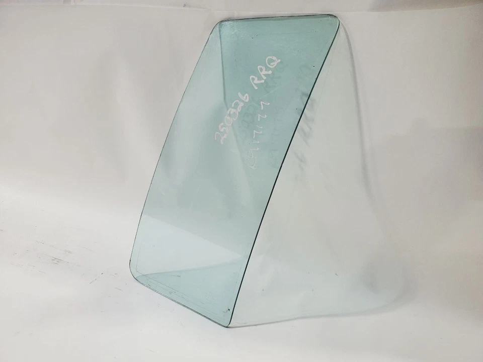 Cadillac Fleetwood Brougham 1980 1984 OEM puerta trasera derecha ventilación vidrio  Foto 1 de 4