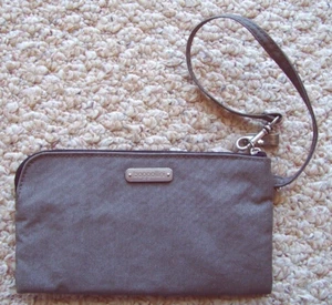 Baggallini RFID Blocking Gray Wristlet Wallet 4" x 7.5" - Picture 1 of 4