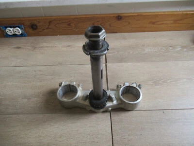 Braçadeira de árvore inferior CR 125 WR HUSQVARNA 1995 CR 125 WR 1995 - Imagem 1 de 4