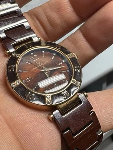 Anne Klein Damen Dresswatch grün/goldfarbene Damenarmbanduhr ohne Batterie " - Bild 1 von 10