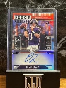 2024 CONTENDERS OPTIC ROOKIE TICKET DEVIN LEARY- RED WHITE & BLUE AUTO /175 RC - Picture 1 of 3