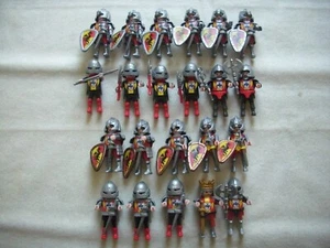 Playmobil chevalier dragon rouge/noir personnages 27 pièces du set 9076 5637 6627 - Photo 1/4