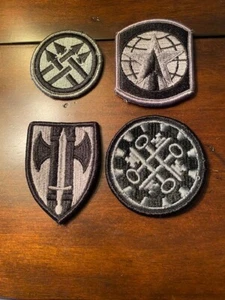 U.S. ARMY ACU PATCH LOT - A .... MILITARY POLICE UNITS - Picture 1 of 1