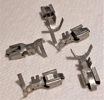 5 pieces of Delphi/Aptiv Female Terminals 12052456-L for 12-10 AWG - Image 1 of 4