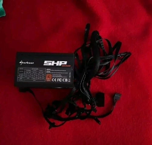 Sharkoon SHP Bronze 700W, PC-Netzteil, schwarz - Bild 1 von 1