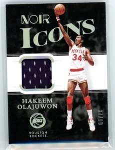 2021-22 Panini Schwarz Basketball Icons Relic #IM-HKO Hakeem Olajuwon #37/99 - Bild 1 von 2