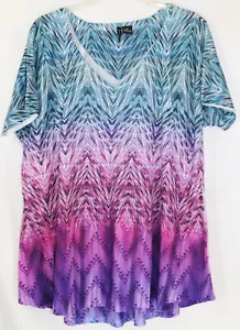 Blusa Chevron manga corta New Directions XL tonos morados y verdes azulados para mujer - Imagen 1 de 6