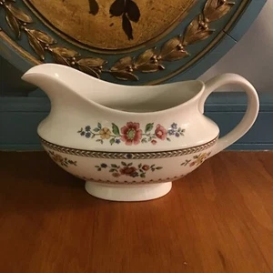 Royal Doulton England KINGSWOOD Gravy Boat Server W/Handle - 7 3/4” x 4 1/4” - Picture 1 of 7