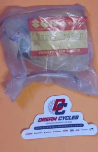 NOS GENUINE Suzuki 1982 RM465 Gear Shift Fork #2 25221-14220 RM 465 FAST SHIP - Picture 1 of 1