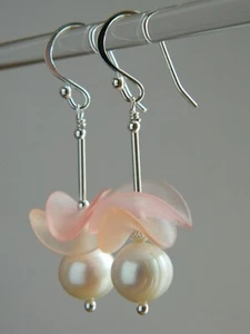 Vintage Pink Lucite Petals & Freshwater Pearls & Solid Sterling Silver Earrings - Picture 1 of 13