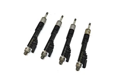 JUEGO INYECTOR COMBUSTIBLE MOTOR TURBO N26 13-15 BMW 328i 428i (F30 F31 F32 F33) 2.0T-4 Foto 1 de 3