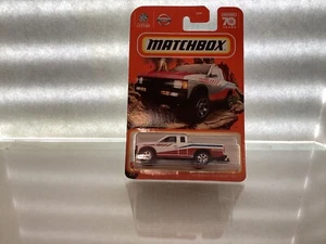 Matchbox 2023 '95 Nissan Hardbody (D21) 72/100 - Picture 1 of 2