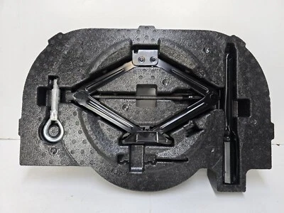 Chevrolet Cruze 2011-2019 neumático de repuesto gato de emergencia kit de herramientas espuma original. Foto 1 de 4