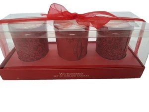 WinterBerries Set di 3 Votivi Rossi CANDELE DI NATALE Riempite in SCATOLA Nuove - Foto 1 di 5