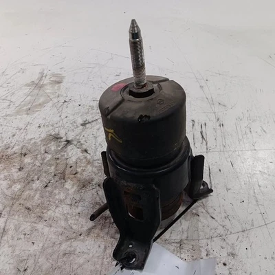 Montaje motor trasero trasero Nissan Máxima 3.5 2014 2013 2012 2011 2010 2009 Foto 1 de 4