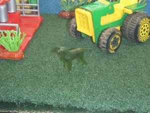 DALMATION 1975 BRAVE BREEDS Sanitarium Promo R&L Cereal Toy Plastic Dog GREEN - Picture 1 of 3