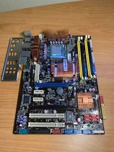 ASUS P5K PRO ATX Mainboard LGA775 mit Intel Core2 Quad 2,4GHz und IO - GETESTET - Bild 1 von 8