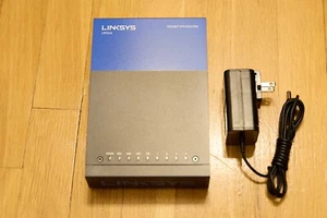 Linksys LRT214 Gigabit VPN Router - Picture 1 of 5