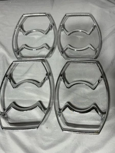 4 CORNING WARE CASSEROLE SERVERS SAUCEPAN CRADLE HOT PLATE TRIVETS P-11-M - Picture 1 of 4