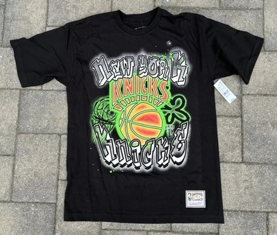 New York Knicks Mitchell & Ness Hardwood Classic Graffiti Mens M  - Image 1 of 4