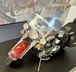 FRANKLIN MINT HARLEY DAVIDSON HERITAGE SOFTAIL CLASSIC 1:10 SCALE DIECAST - Picture 1 of 7