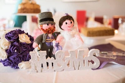 BY ELAINE ECDESIGNS Bride & Groom TOY KNITTING PATTERN