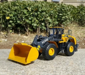 For 1/35 Scale XCMG XC998 Wheel Loader Diecast Model Collection Toy Gift - Picture 1 of 7