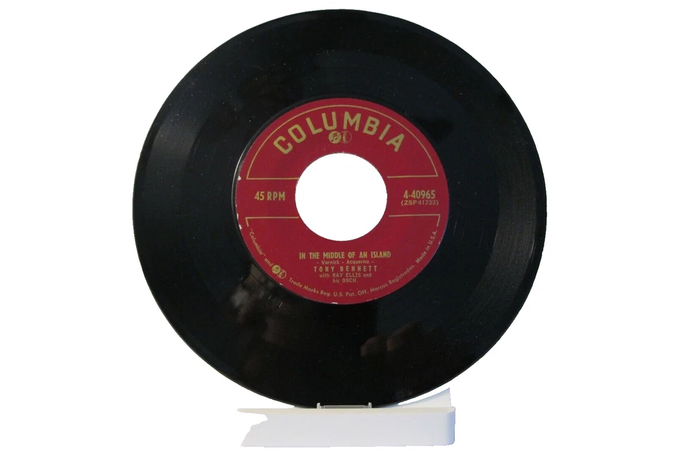 45 RECORD - TONY BENNETT - IN THE MIDDLE OF AN ISLAND   Foto 1 de 1