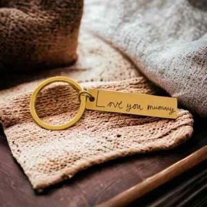 Personalised Handwriting Keyring Engraved Gift Christmas Birthday Memorial Love - Foto 1 di 6