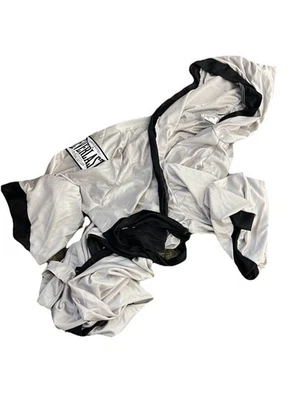 🥊 CHAQUETA BATA DE BOXEO EVERLAST VINTAGE CON CAPUCHA GRIS SATINADO TALLA H71 Foto 1 de 3