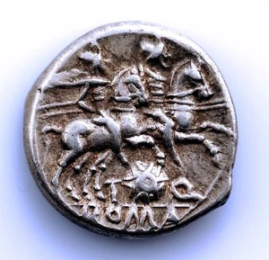 SC-Republica Romana. Quinctia. Denario. Roma. 126 a.C. MBC+/VF+ Plata 3,9 g - Imagen 1 de 2
