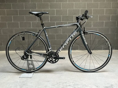 Bicicleta de carretera Focus Cayo Evo barra plana de carbono 54 cm Foto 1 de 4