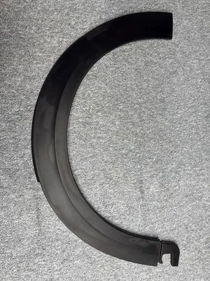 Mini Cooper Countryman F60 2017 front arch trim 5A01546 DGJ1313 - Image 1 of 4