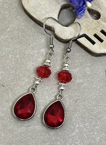 Pair Deep Red Teardrop Jewel Earrings Pagan Goth Wicca Drop Dangle Prom - Picture 1 of 5