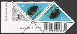 Finland 1009 gutter pair, MNH. Michel 1351. Beetle Dytiscus marginalis, 1995. - Picture 1 of 1
