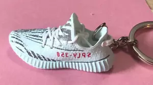 Nuevo Mini 3D 350 Zapatillas Zapatillas Llavero Pintado a Mano. CEBRA AZUL CLARO - Imagen 1 de 7