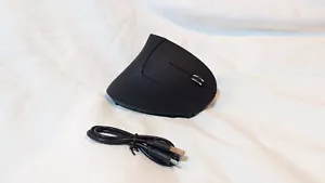 Anker Wireless 2.4G Ergonomic Vertical Optical Mouse - Black (AK-98ANWVM-UBA) - Picture 1 of 3