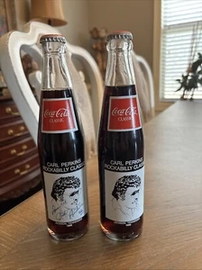 Lot Of 2 CARL PERKINS With & Without Autograph COCA COLA BOTTLES 1986 Jackson Tn - Picture 1 of 5
