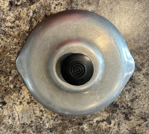 Magnalite Lid 6 1/2” Double Spout - Picture 1 of 3