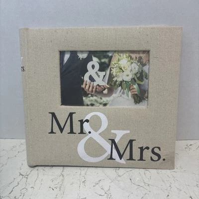 Scrapbook Album Mr. & Mrs. Photo Wedding  - Image 1 of 4