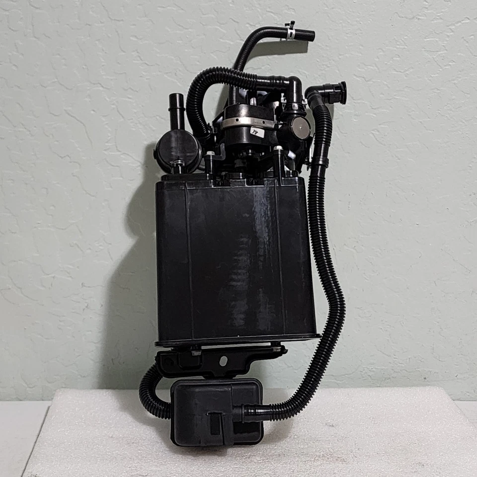 Dorman 911-616 Vapor Canister fits 2005-2012 Toyota Corolla 05-10 Pontiac Vibe - Image 1 of 4