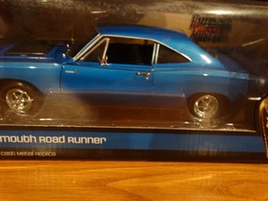 ROAD RUNNER BLUE ERTL/AUTO WORLD 1968 PLYMOUTH AMERICAN MUSCLE 1/18 LOONEY Hemi - Picture 1 of 9