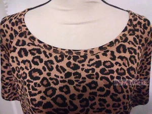 TIME & TRU DAMEN BLUSE MIT LEPARDENMUSTER SIMI TAILLIERT GR. XXL, 2XL A178 - Bild 1 von 6