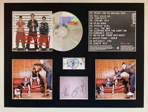 BUSTED - Signed Autographed - BUSTED - Album Display Deluxe - Picture 1 of 1